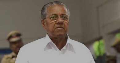 ‘സ്ത്രീകളുടെ അഭിമാനത്തെ ചോദ്യം ചെയ്താൽ കർശന നടപടി; നോക്കിലോ വാക്കിലോ സ്ത്രീകളോട് തെറ്റായ രീതി പാടില്ല’; മുഖ്യമന്ത്രി