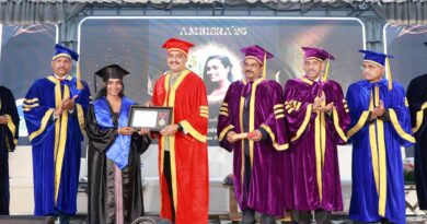 ഡോ. മൂപ്പൻസ് കോളേജ് ഓഫ് ഫാർമസിയിൽ ബിരുദദാനം നടത്തി